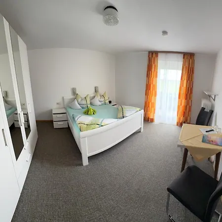 Haus Am Waldrand Guest house 3*